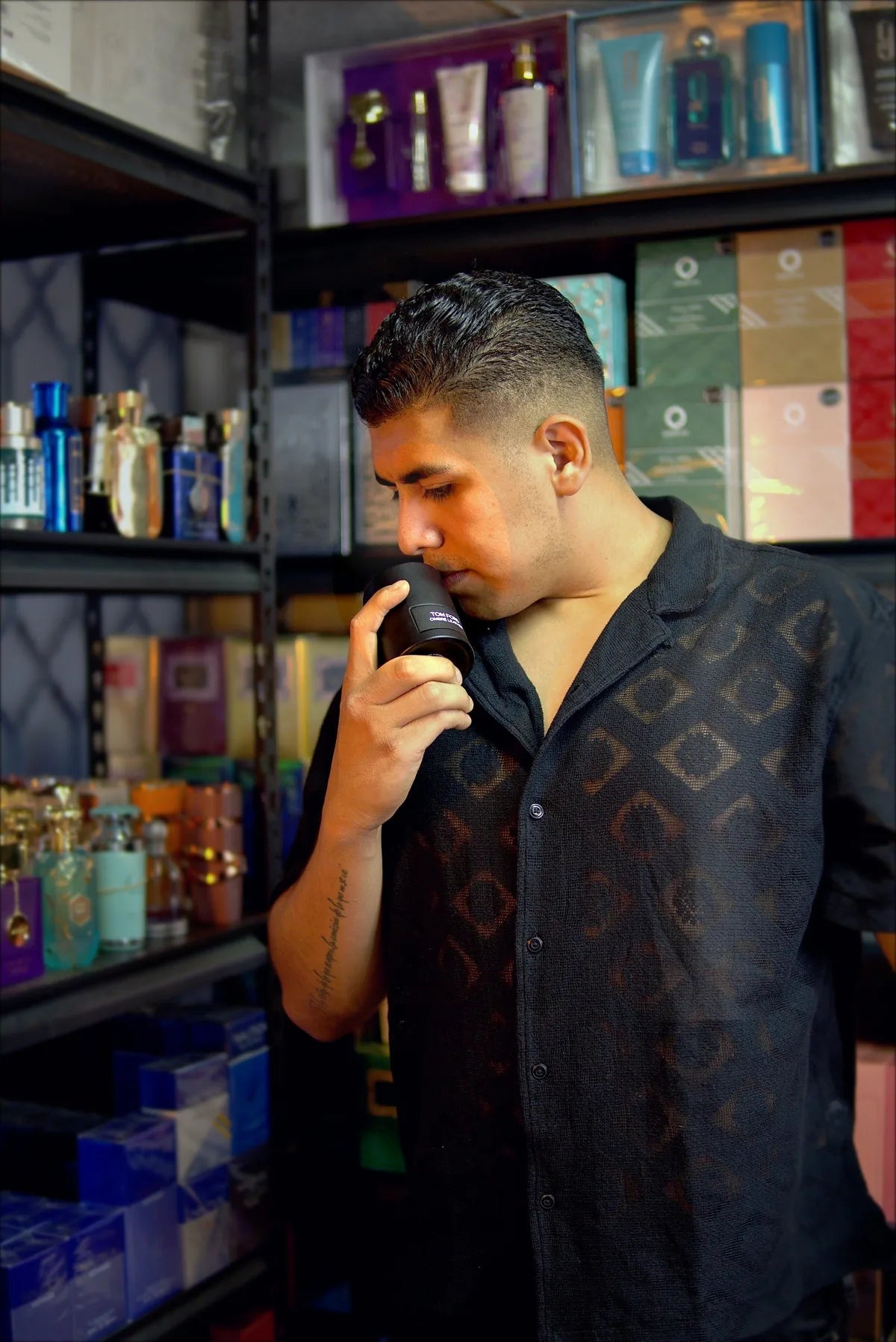 Showroom de Stone Fragrances en Guadalajara con perfumes originales